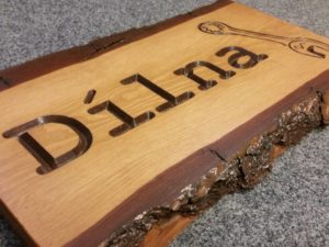 Cedule "Dílna", cedule "Vinný sklípek"
